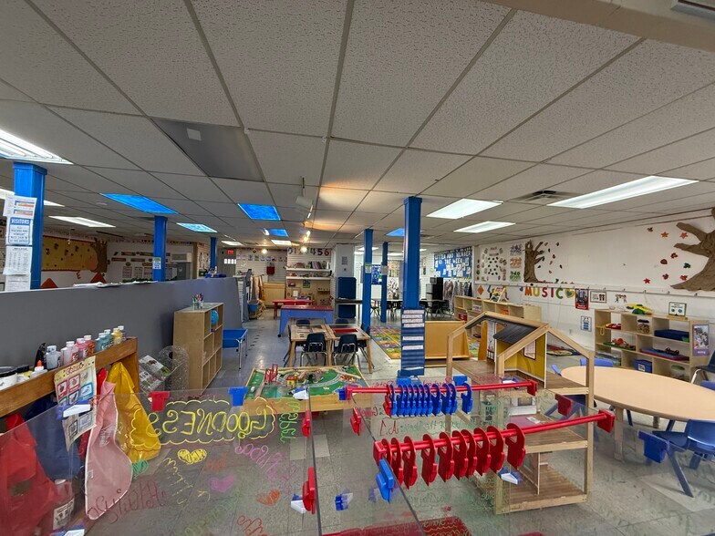 More Photos Of , Worcester General Retail For Sale