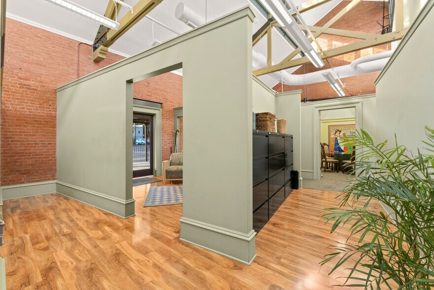 More Photos Of 3355 Keswick Rd, Baltimore Loft Creative Space For Sale