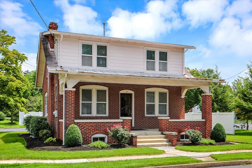 More Photos Of 27 S 34th St, Camp Hill Office For Lease