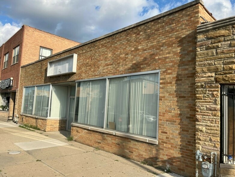 More Photos Of 5245 W Diversey Ave, Chicago Industrial For Sale