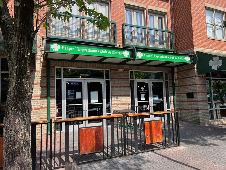 More Photos Of 100 Market St, Chattanooga Storefront For Sale