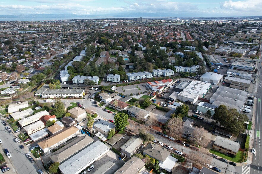 More Photos Of 19 E 41st Pl, San Mateo Apartments For Sale