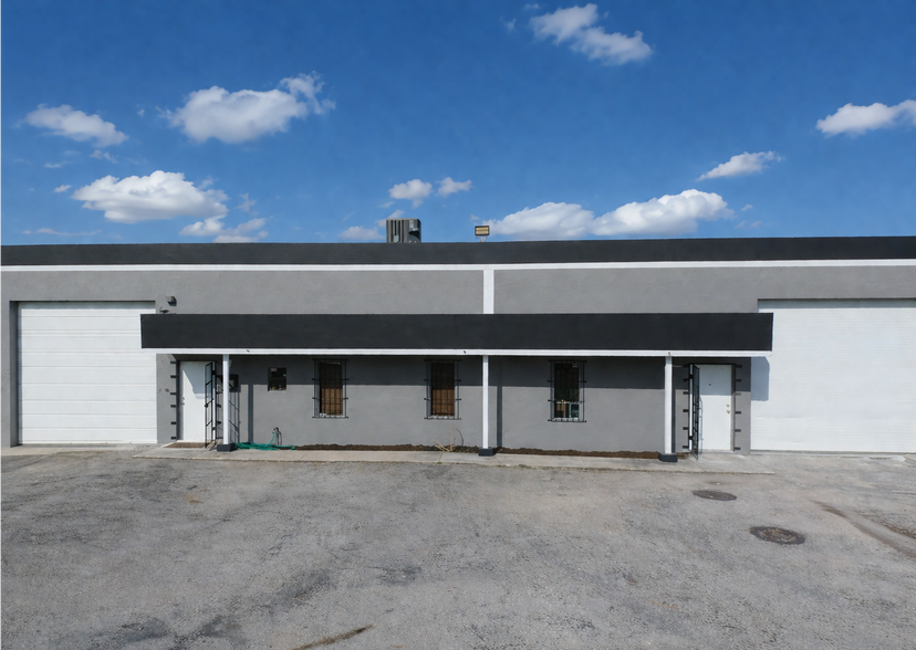 Primary Photo Of 8085 NW 98th St, Hialeah Warehouse For Sale