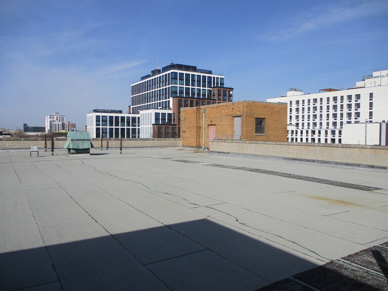 More Photos Of 237 Jerome St, Brooklyn Schools For Lease