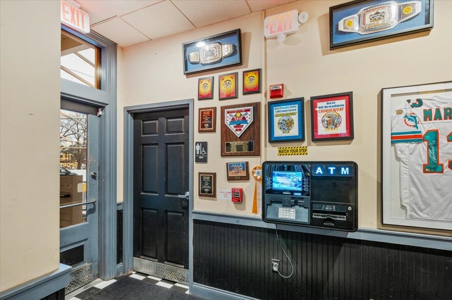 More Photos Of 108-114 Congress St, Saratoga Springs Restaurant For Sale