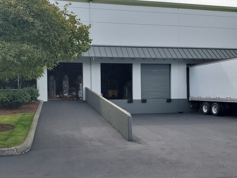 More Photos Of 1620 Industry Dr SW, Auburn Warehouse For Lease