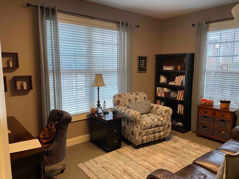 More Photos Of 3950 Cobb Pky NW, Acworth Office For Lease