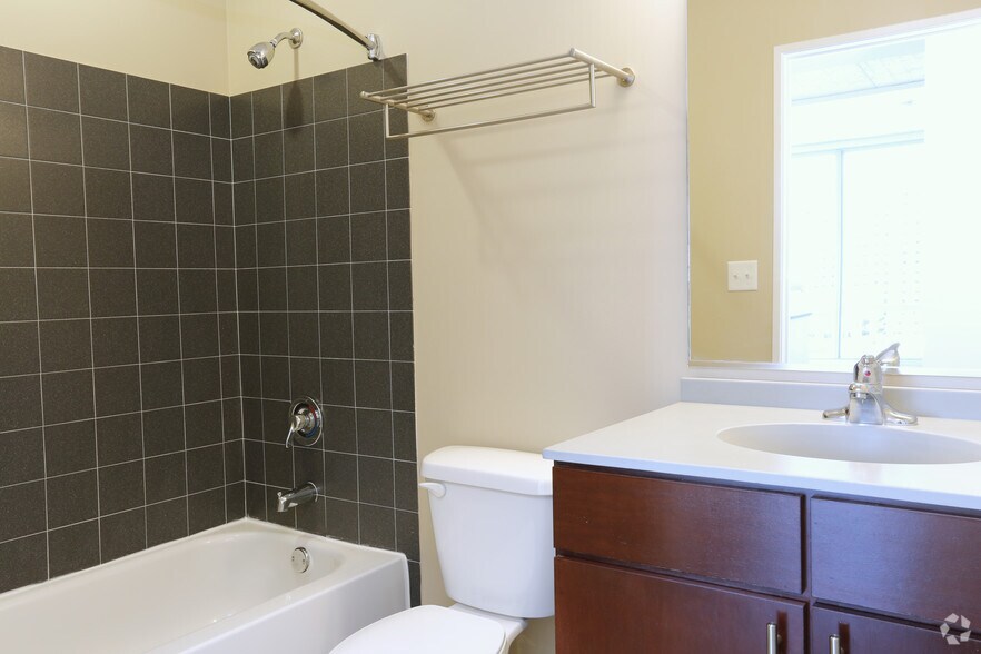 More Photos Of 1401 S State St, Chicago Apartments For Lease