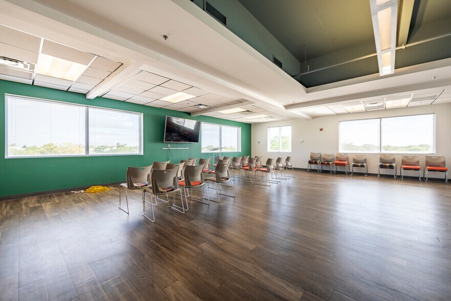 More Photos Of 1095 Broken Sound Pky, Boca Raton Office For Sale