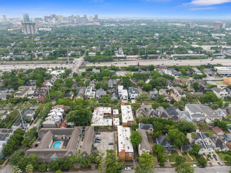 More Photos Of , Houston Multifamily For Sale