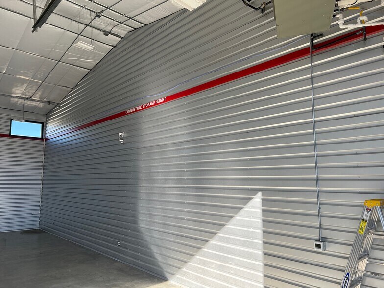 More Photos Of 9658 Havana St, Commerce City Warehouse For Lease