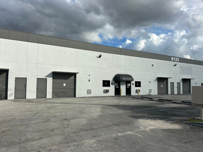 More Photos Of 8125 NW 74th Ave, Medley Warehouse For Sale