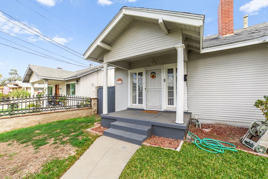 More Photos Of 3717 Roosevelt St, Riverside Multifamily For Sale