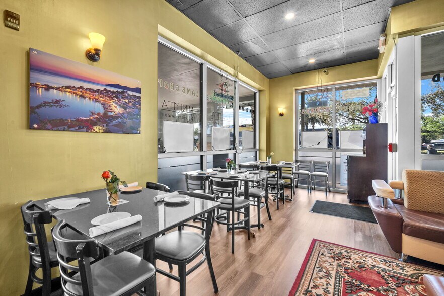 More Photos Of 2535-2555 E Atlantic Blvd, Pompano Beach Storefront For Sale