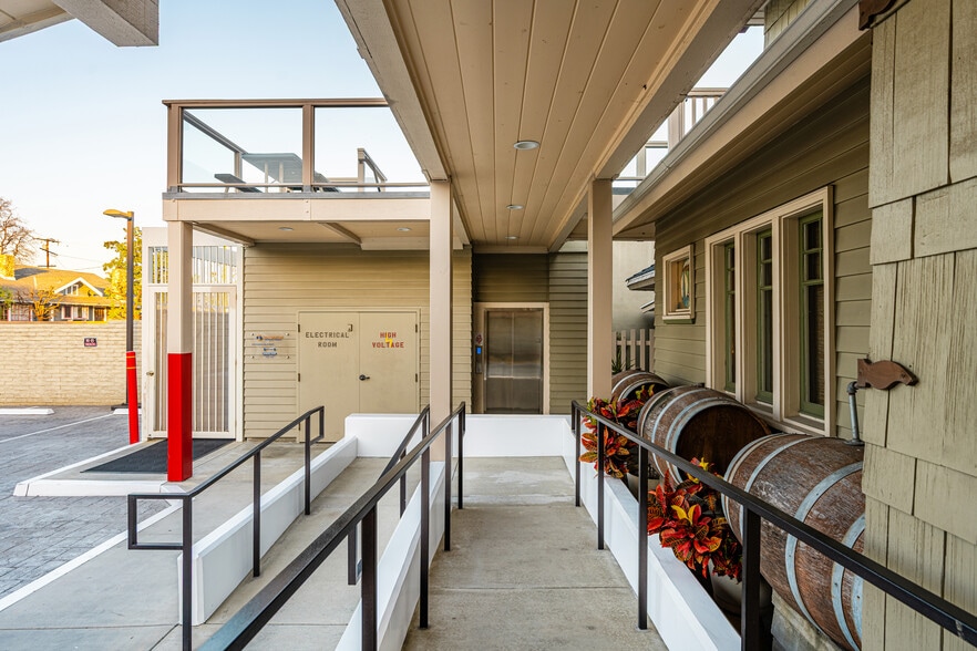 More Photos Of 615 E Chapman Ave, Orange Medical For Sale