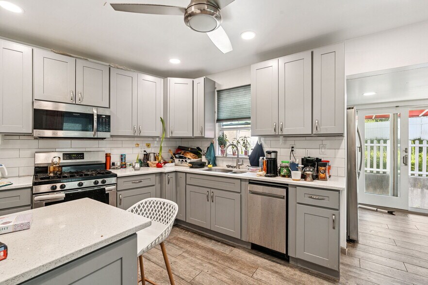 More Photos Of , Staten Island Unknown For Sale