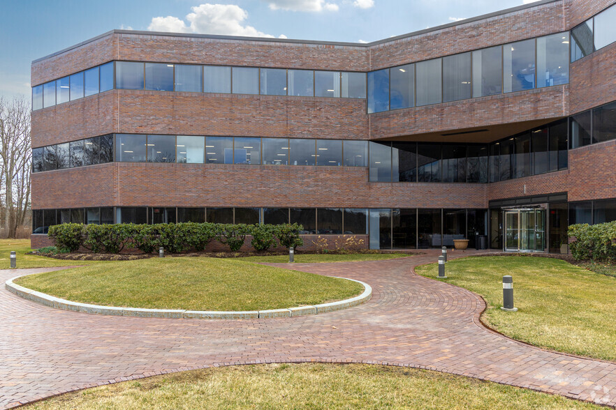 Primary Photo Of 1 Hartwell Pl, Lexington Office For Lease