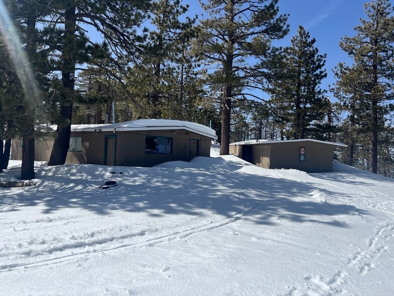 More Photos Of Angeles Crest Hwy 2, Flintridge Sports And Entertainment For Sale