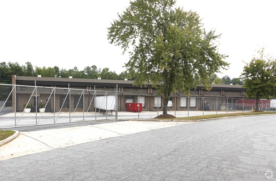 More Photos Of 580 Wharton Cir SW, Atlanta Warehouse For Lease