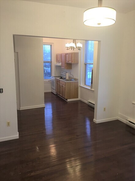 More Photos Of 141-143 Main St, Hackettstown Storefront Retail Residential For Sale