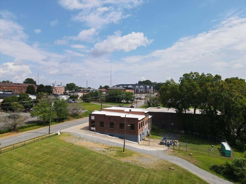 More Photos Of , Hickory Unknown For Sale