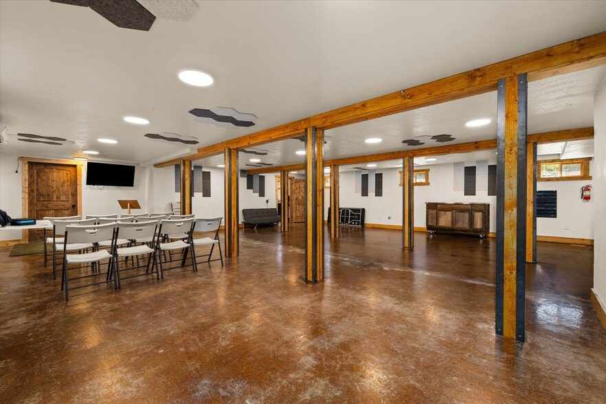 More Photos Of 224 17th Ave S, Nampa Religious Facility For Sale