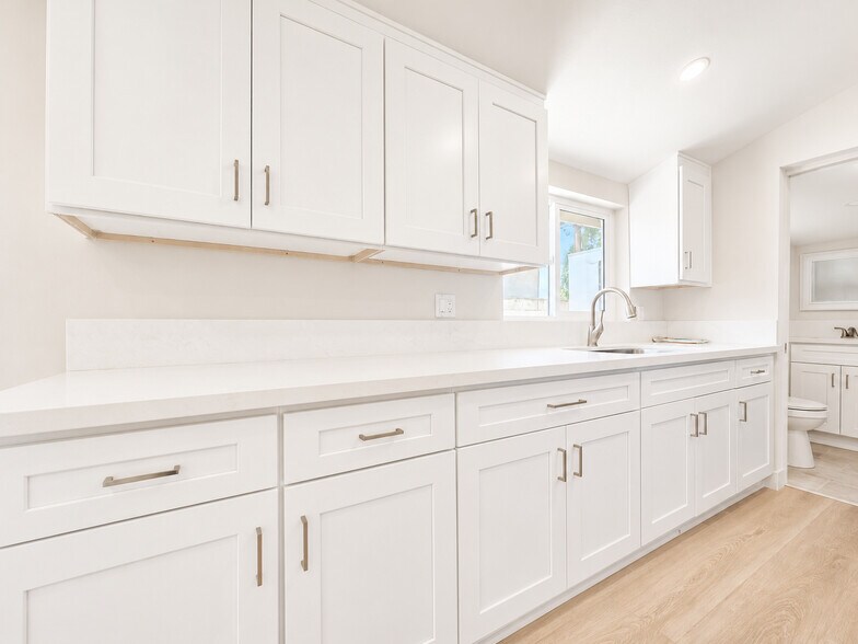 More Photos Of 1977 5th St, La Verne Multifamily For Sale