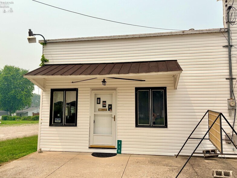 More Photos Of 418 Main st, Risingsun General Retail For Sale