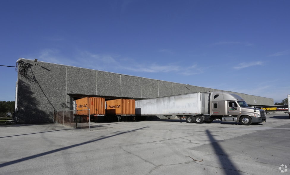 Primary Photo Of 1550 Ellis Rd N, Jacksonville Warehouse For Lease