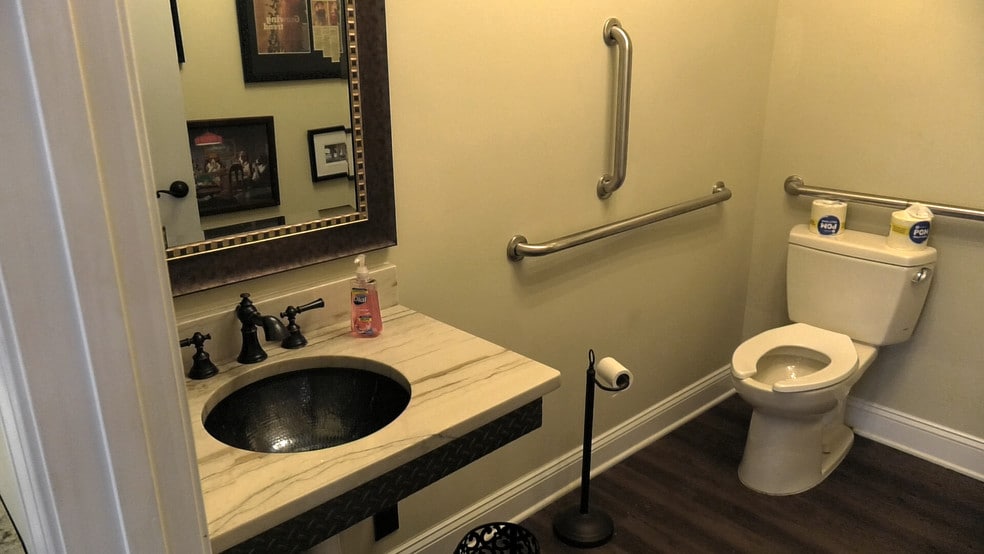 More Photos Of 228-230 Winslow St, Fayetteville Loft Creative Space For Sale