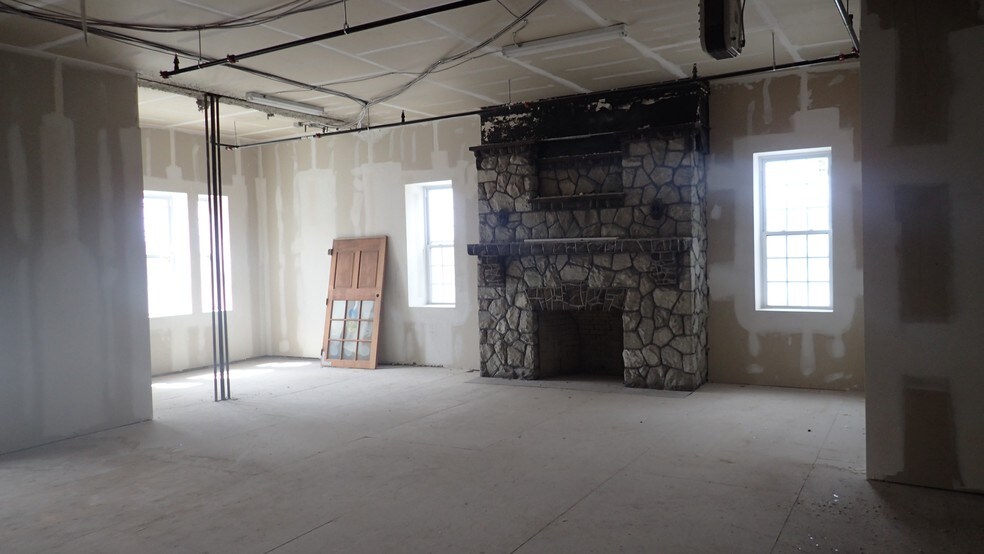 More Photos Of 75 S Main St, Phillipsburg Office For Lease