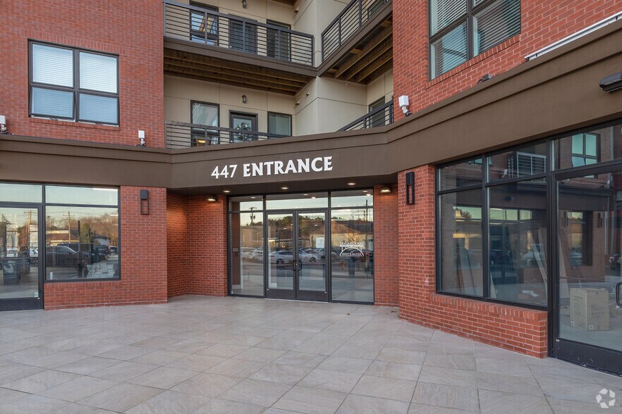 More Photos Of 441-447 Washington Ave, North Haven Apartments For Lease