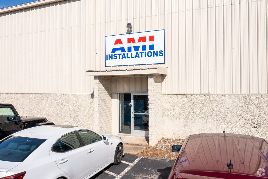 More Photos Of 7850 Oceano Ave, Jessup Distribution For Sale