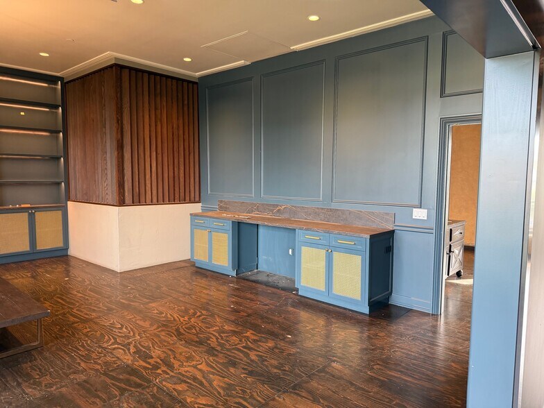 More Photos Of 920-930 3rd St, Napa Flex For Lease