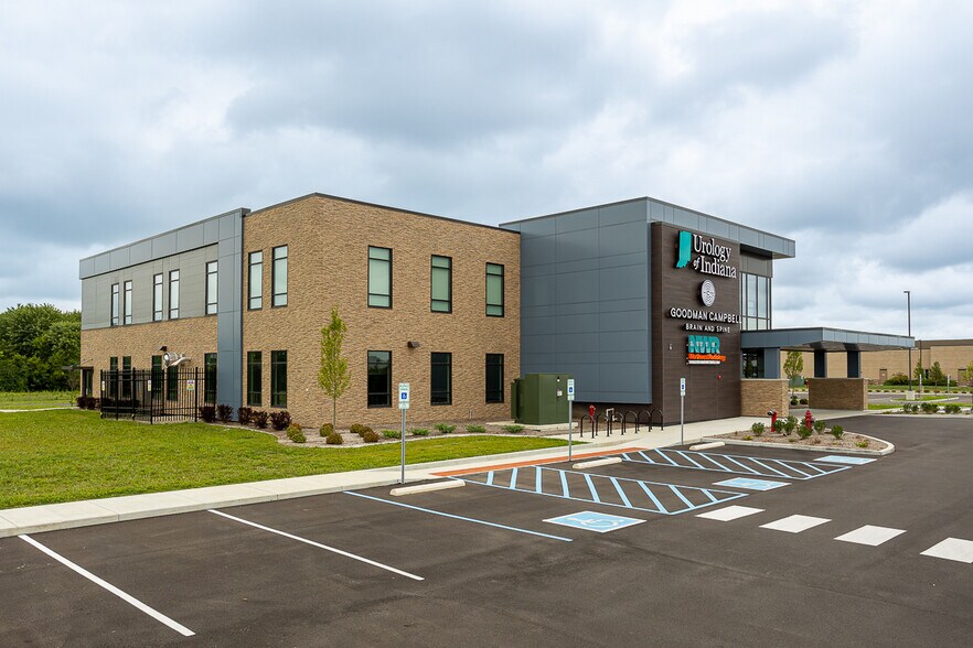 More Photos Of 120 Avon Marketplace, Avon Medical For Lease