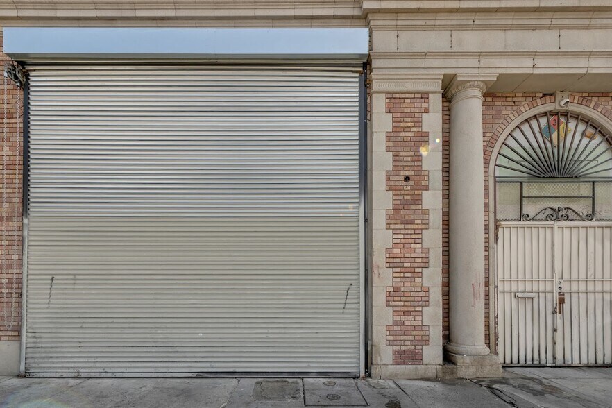 More Photos Of 707 E 7th St, Los Angeles Manufacturing For Lease