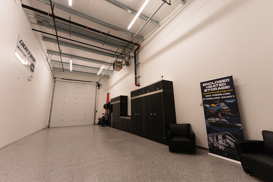 More Photos Of 27201 Township Road 532A, Parkland County Self Storage For Sale