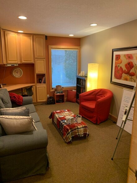 More Photos Of 4141 Old Sibley Memorial Hwy, Eagan Office For Sale