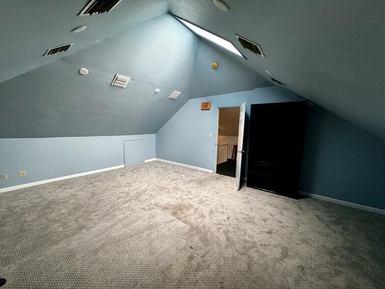 More Photos Of 600 Whitehead St, Key West Office For Sale