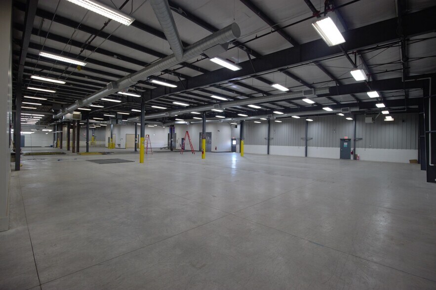More Photos Of 3055 Brighton Henrietta Town Line Rd, Rochester Manufacturing For Lease