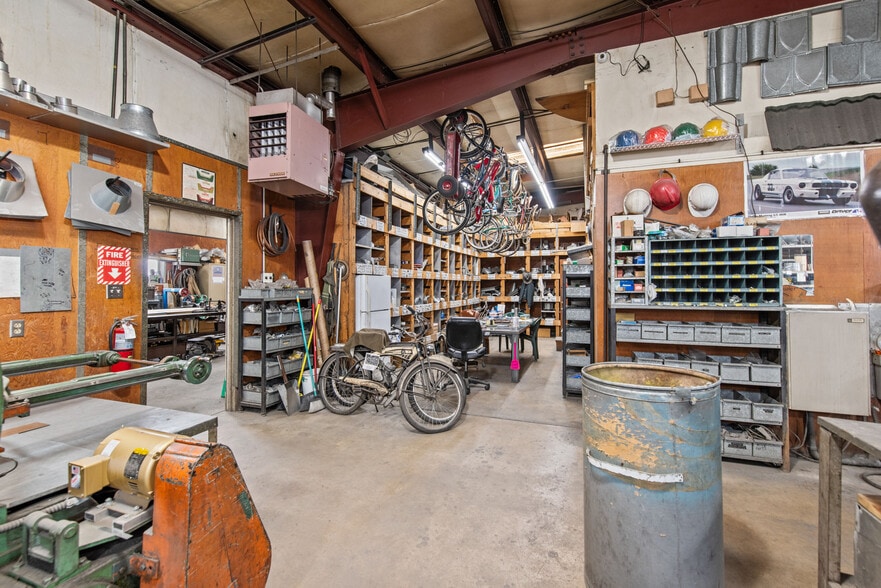 More Photos Of 709-711 S University Ave, Provo Service For Lease