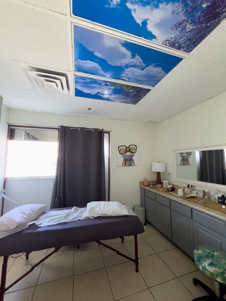 More Photos Of 77682 Country Club Dr, Palm Desert General Retail For Sale