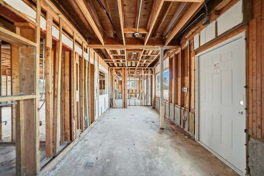 More Photos Of 1261 Beach Rd, Englewood Storefront Retail Residential For Sale
