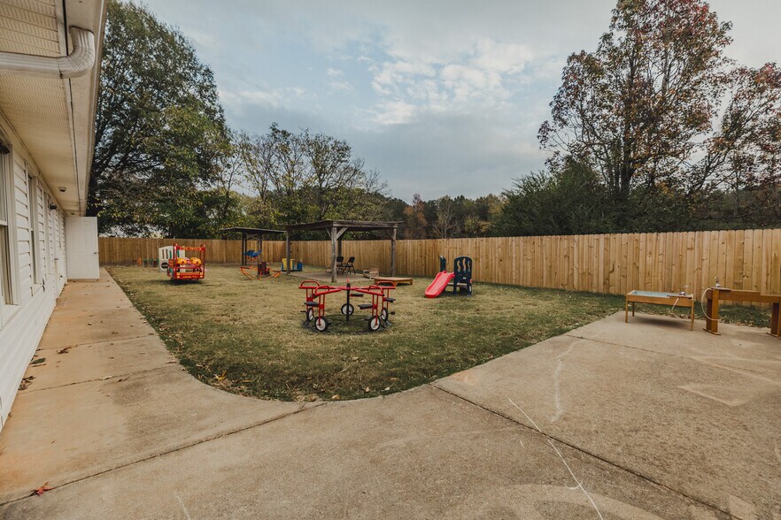 More Photos Of 62 Wax Rd, Silver Creek Daycare Center For Sale