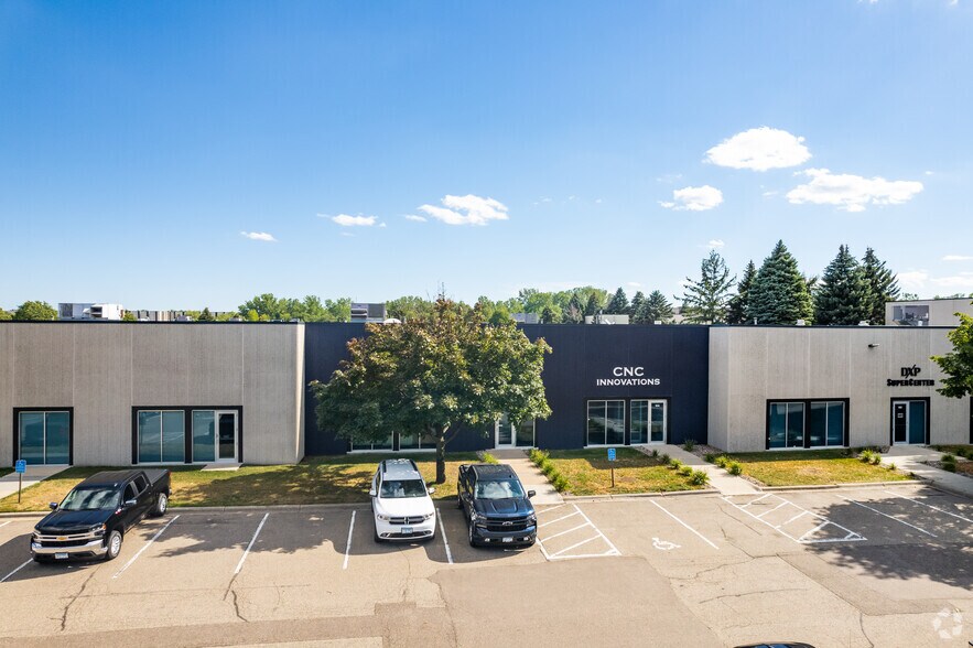 More Photos Of 1030 Lone Oak Rd, Eagan Flex For Lease