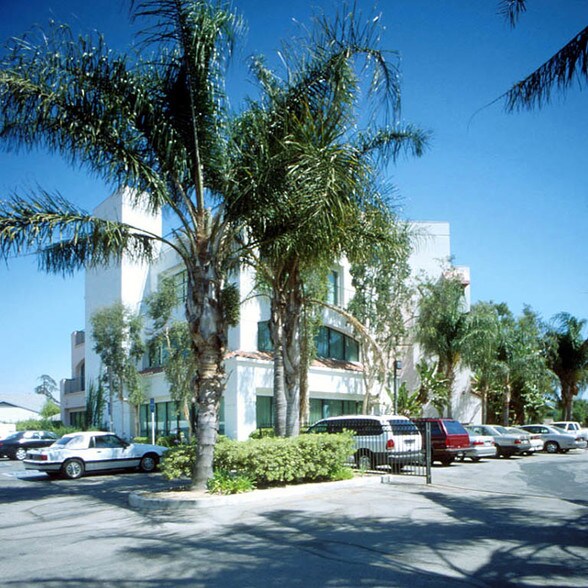 More Photos Of 3695 Alamo St, Simi Valley Medical For Lease