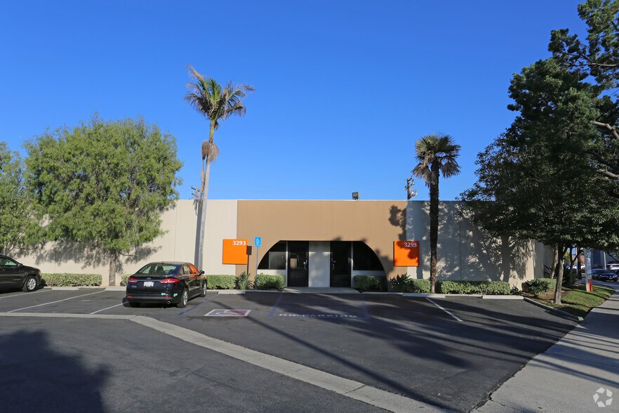 Primary Photo Of 3281-3295 Industry Dr, Signal Hill Warehouse For Lease