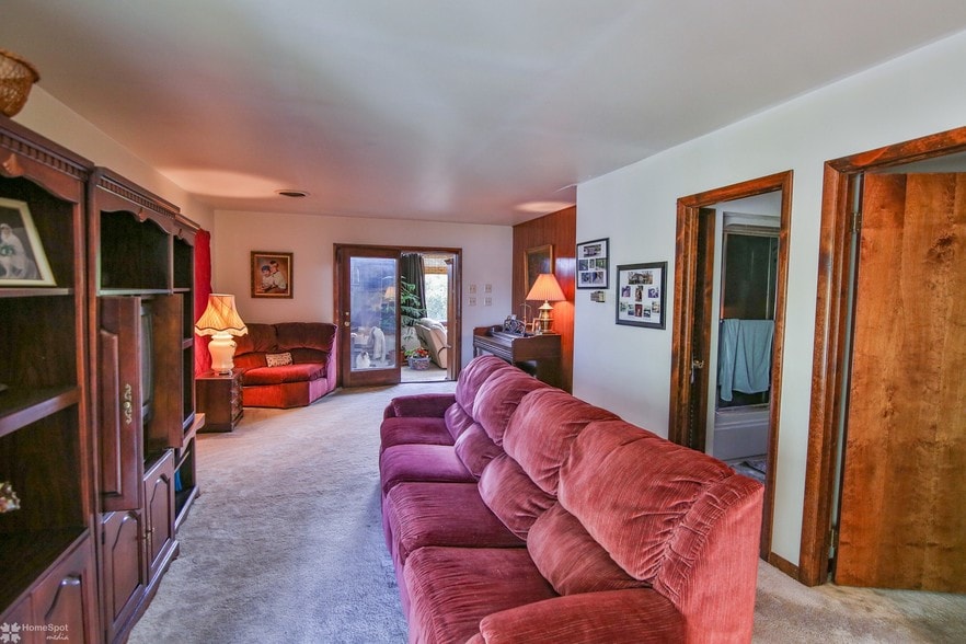 More Photos Of 2071 Baus Rd, East Greenville Sports And Entertainment For Sale