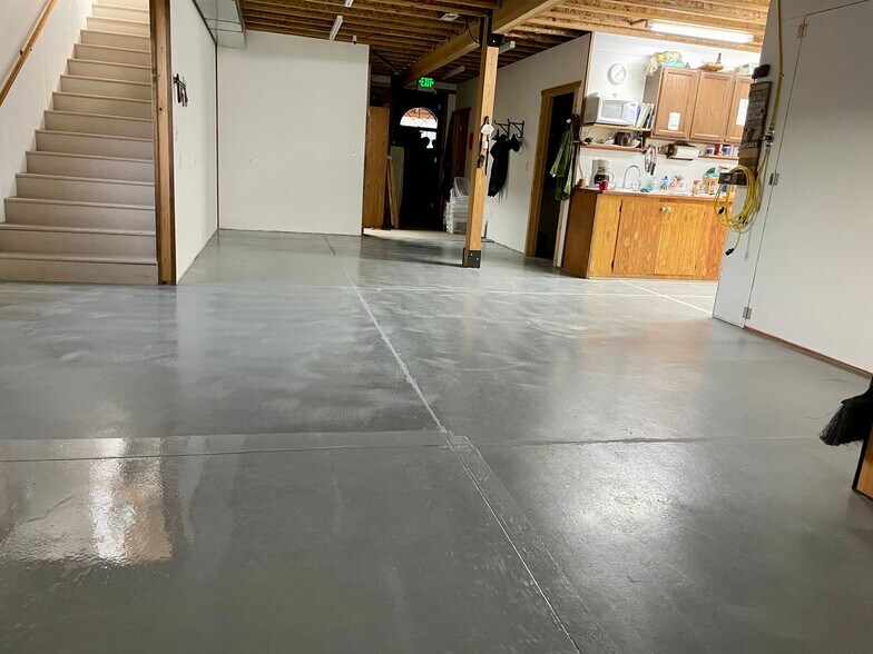 More Photos Of 626 Richards St, Thermopolis Freestanding For Sale