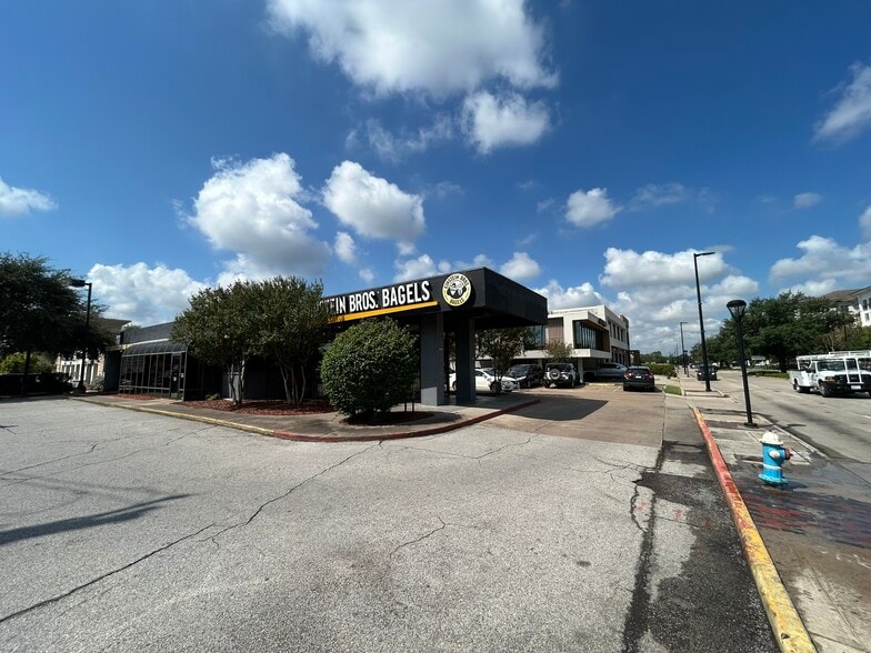 More Photos Of 5300 Kirby Dr, Houston Restaurant For Lease